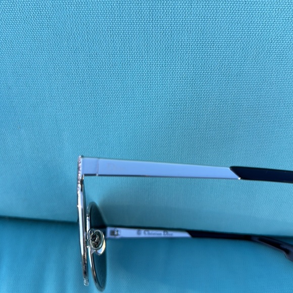 BNIB Christian Dior Sunglasses - Picture 6 of 10